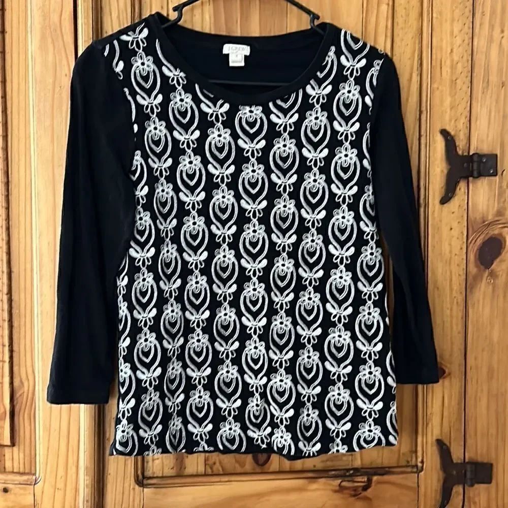 ***** 5 for $25 J. Crew Embroidered Tshirt